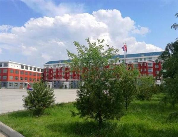 齊光科技文化專業(yè)學(xué)校有口腔醫(yī)學(xué)專業(yè)嗎？
